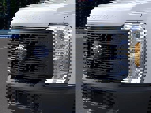 New 2025 Ford F250 XL w/ 360-Degree Camera Package image 17