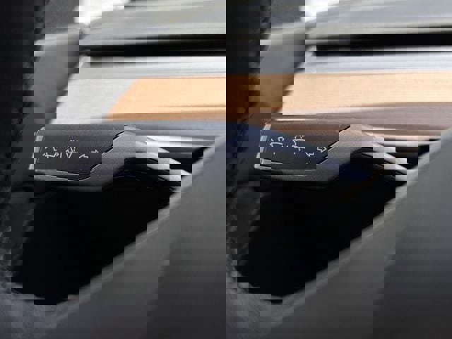 Used 2022 Tesla Model Y Performance image 23