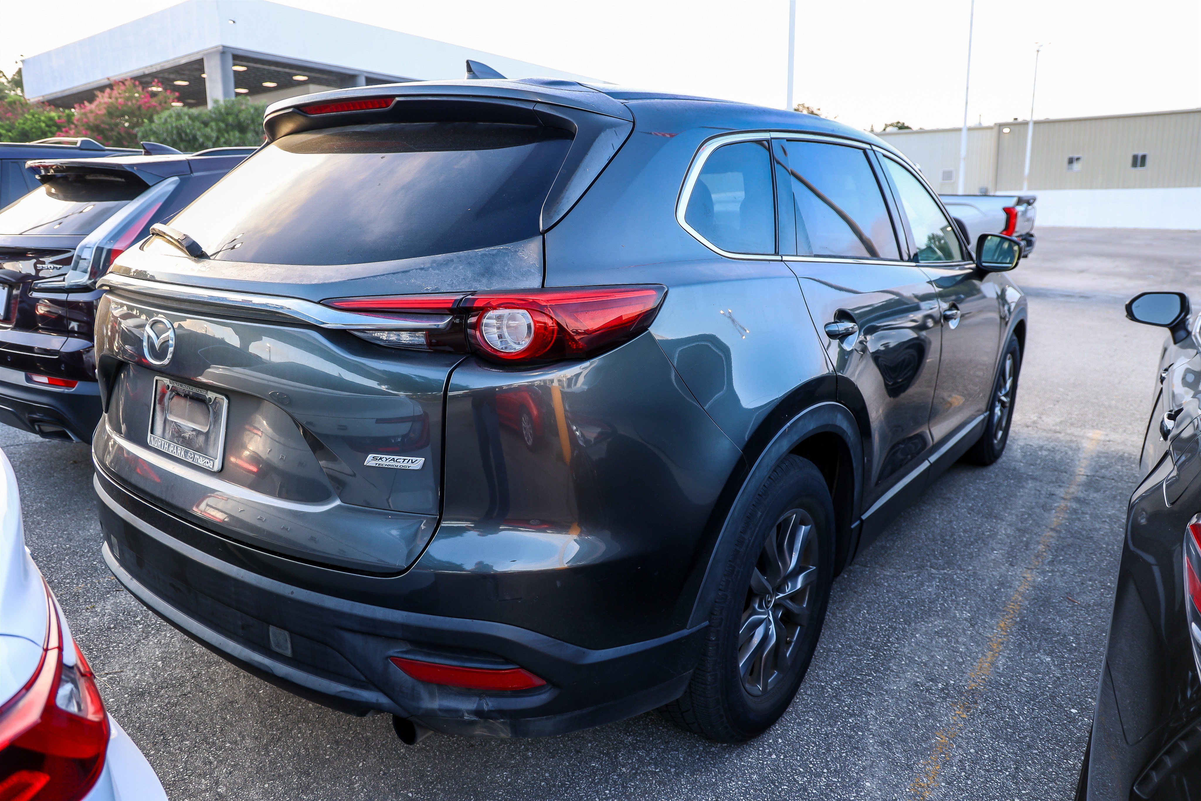 Used 2019 MAZDA CX-9 Touring FWD image 8