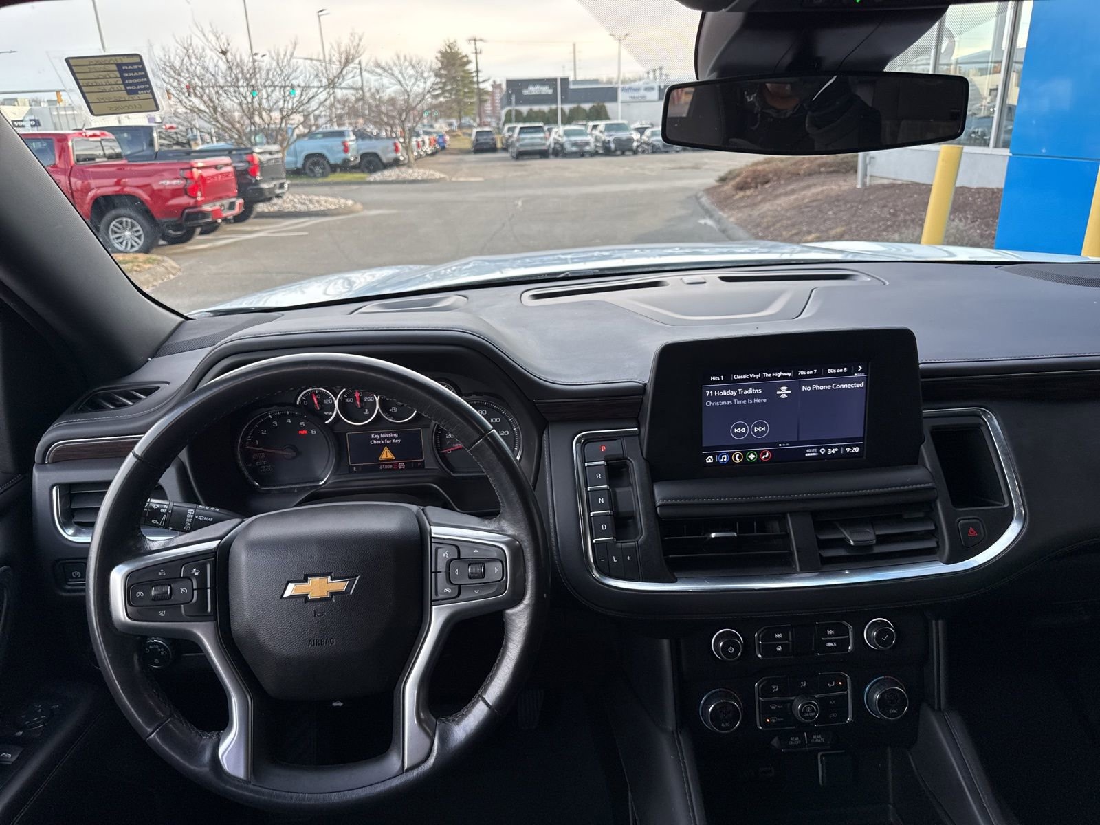 Used 2023 Chevrolet Suburban LS image 2