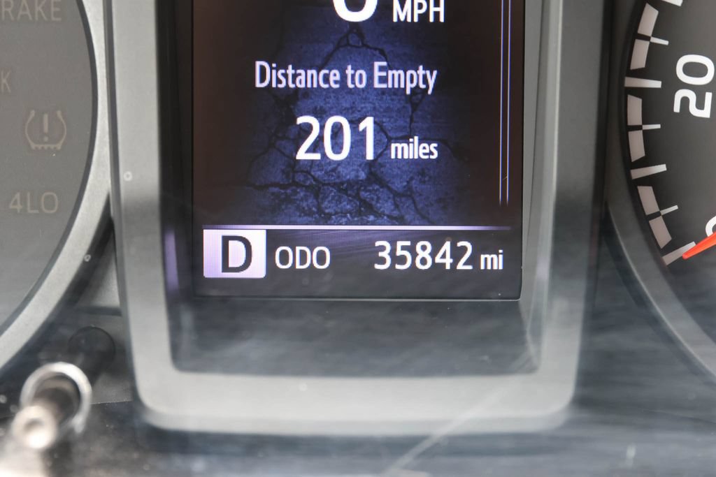Used 2023 Toyota Tacoma SR RWD image 22