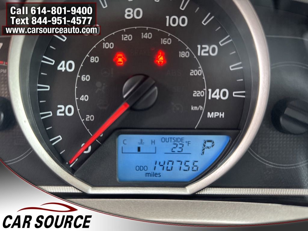 Used 2015 Toyota RAV4 LE image 9