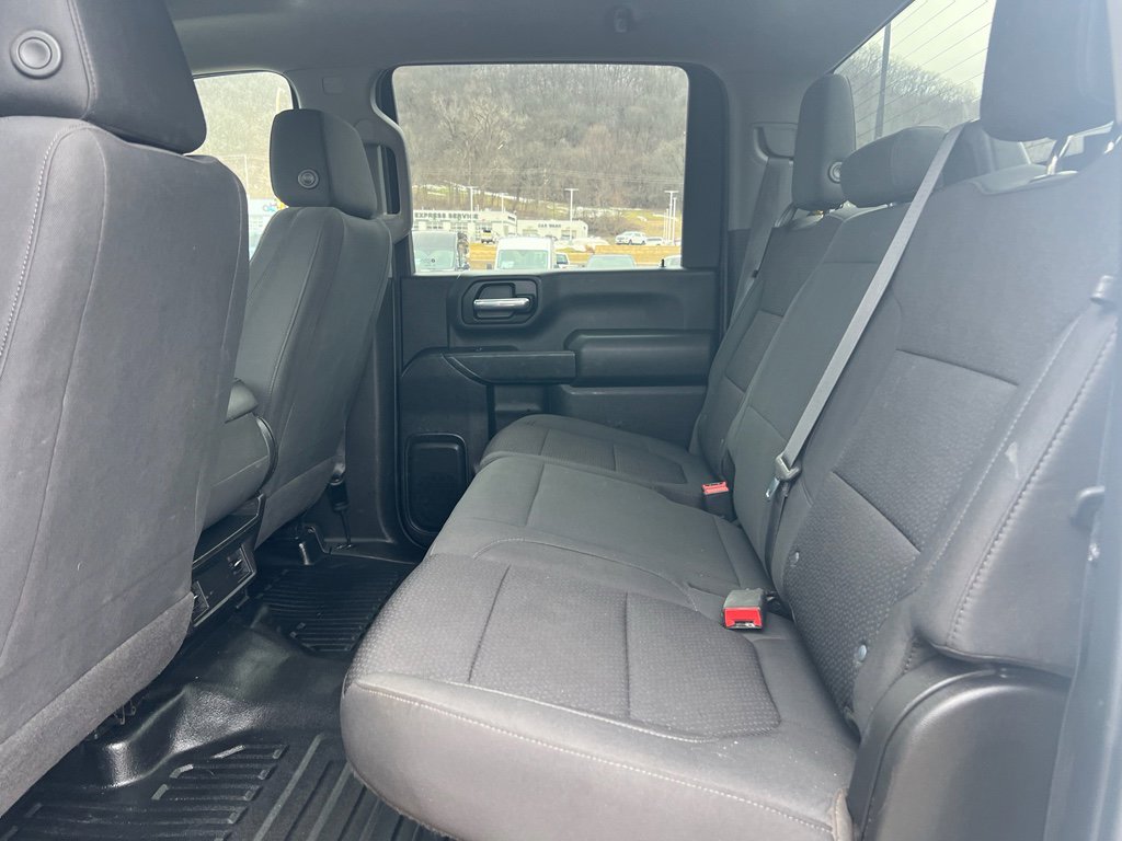 Used 2021 GMC Sierra 2500 4x4 Crew Cab w/ Gooseneck/5TH Wheel Package image 12