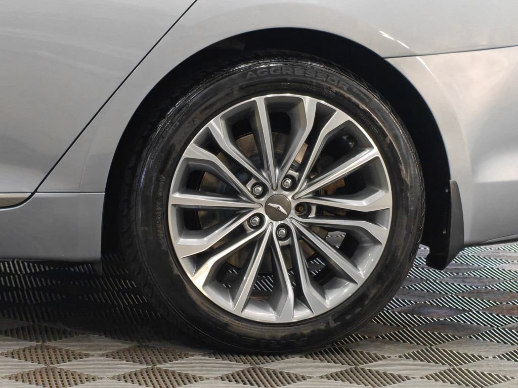 Used 2017 Genesis G80 3.8 RWD image 54