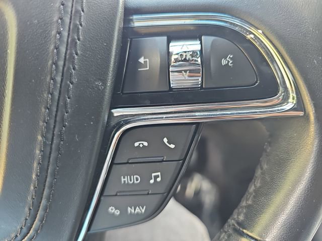 Used 2018 Lincoln Continental Reserve FWD image 18