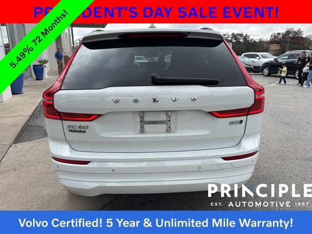 Certified 2022 Volvo XC60 B5 Momentum image 9