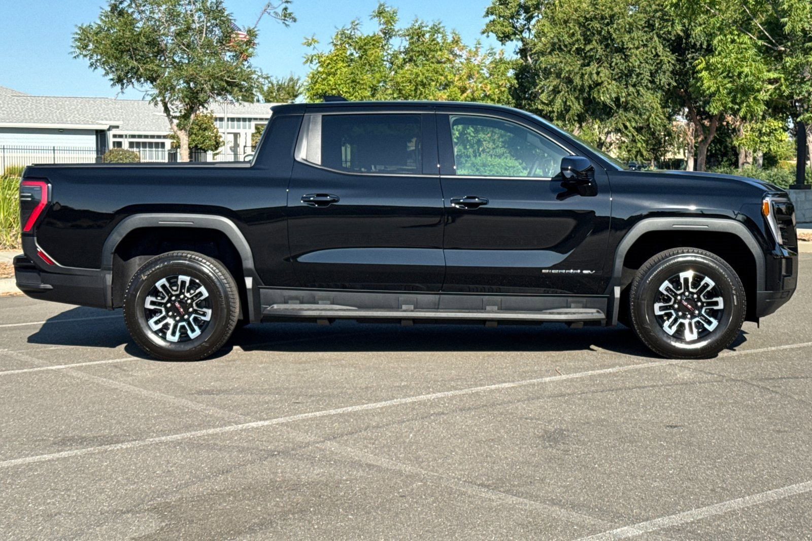 New 2026 GMC Sierra EV Elevation image 3
