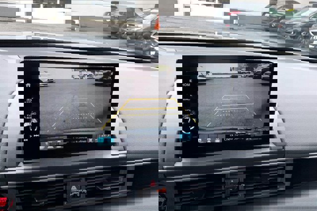 Used 2025 Honda Pilot Touring image 21