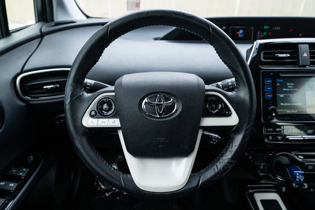 Used 2016 Toyota Prius Three image 16