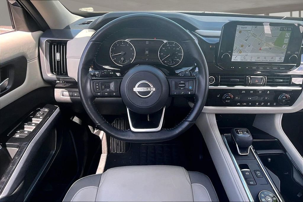 Used 2023 Nissan Pathfinder SL image 8