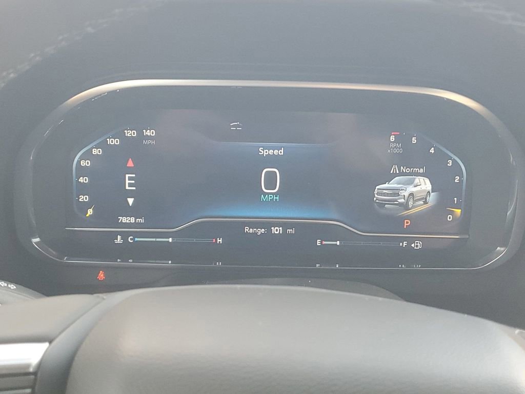 Used 2024 Chevrolet Suburban Premier image 39