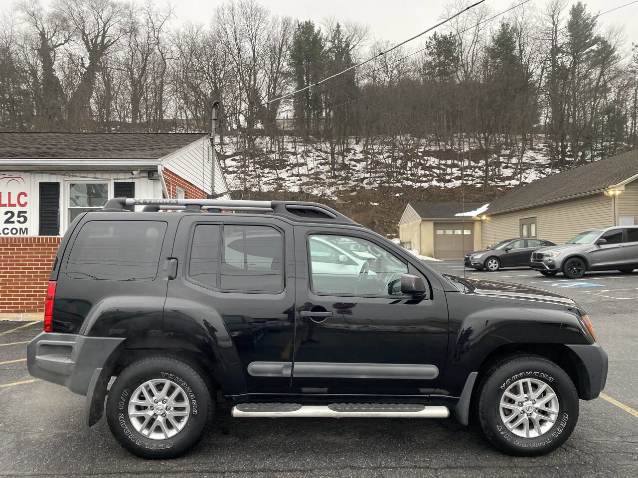 Used 2014 Nissan Xterra S image 4