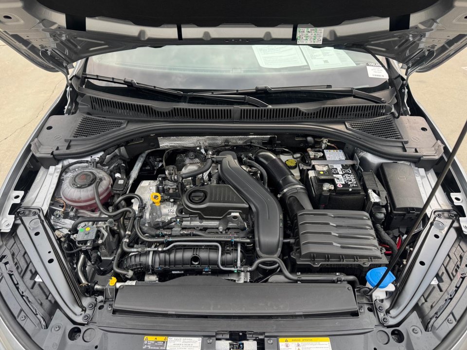 Used 2026 Volkswagen Jetta Sport FWD image 16