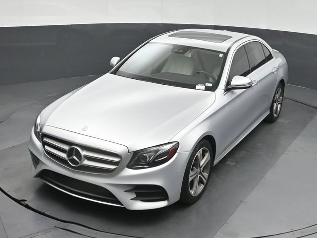 Used 2017 Mercedes-Benz E 300 4MATIC image 46