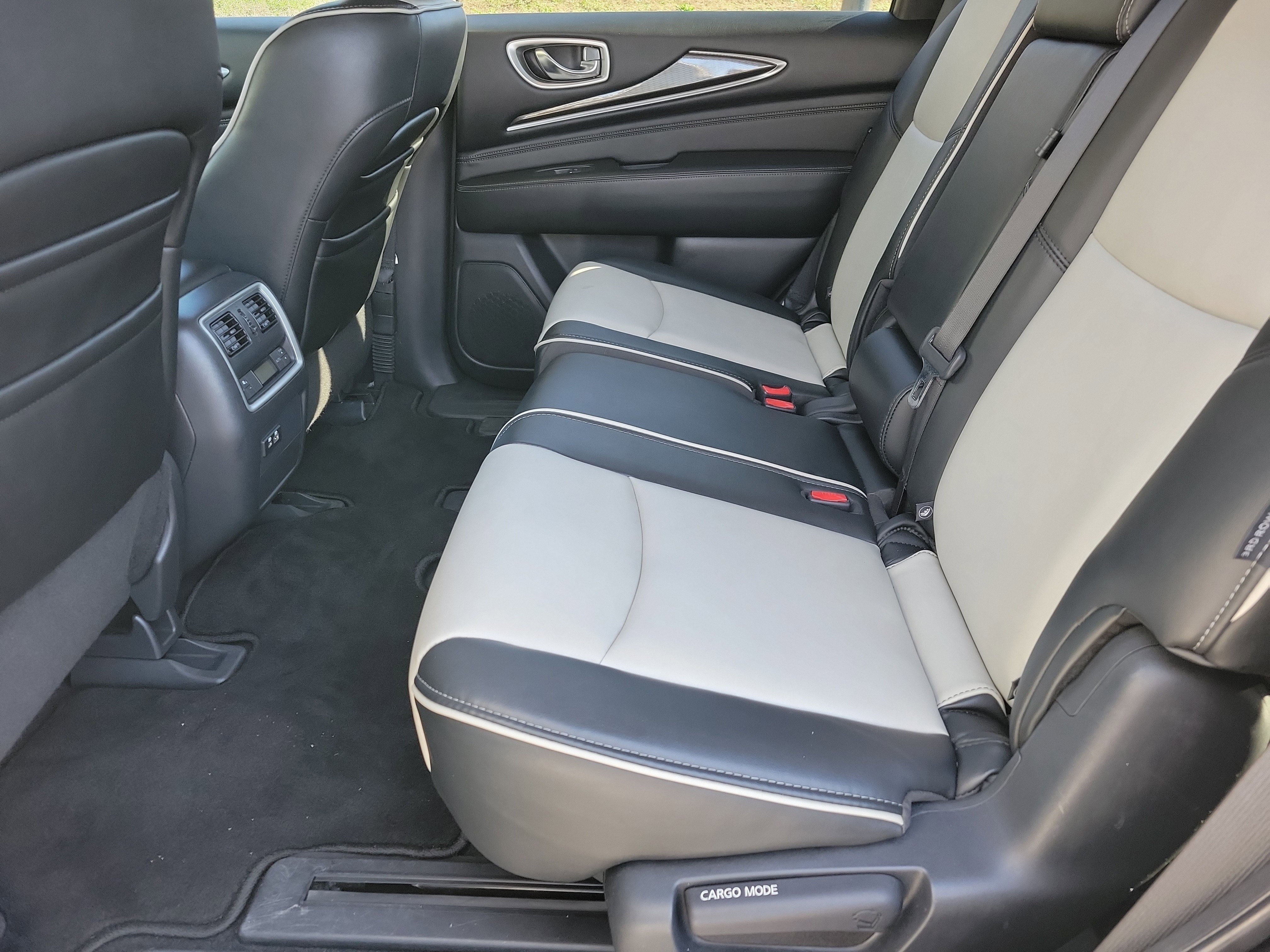 Used 2020 INFINITI QX60 Signature Edition image 9