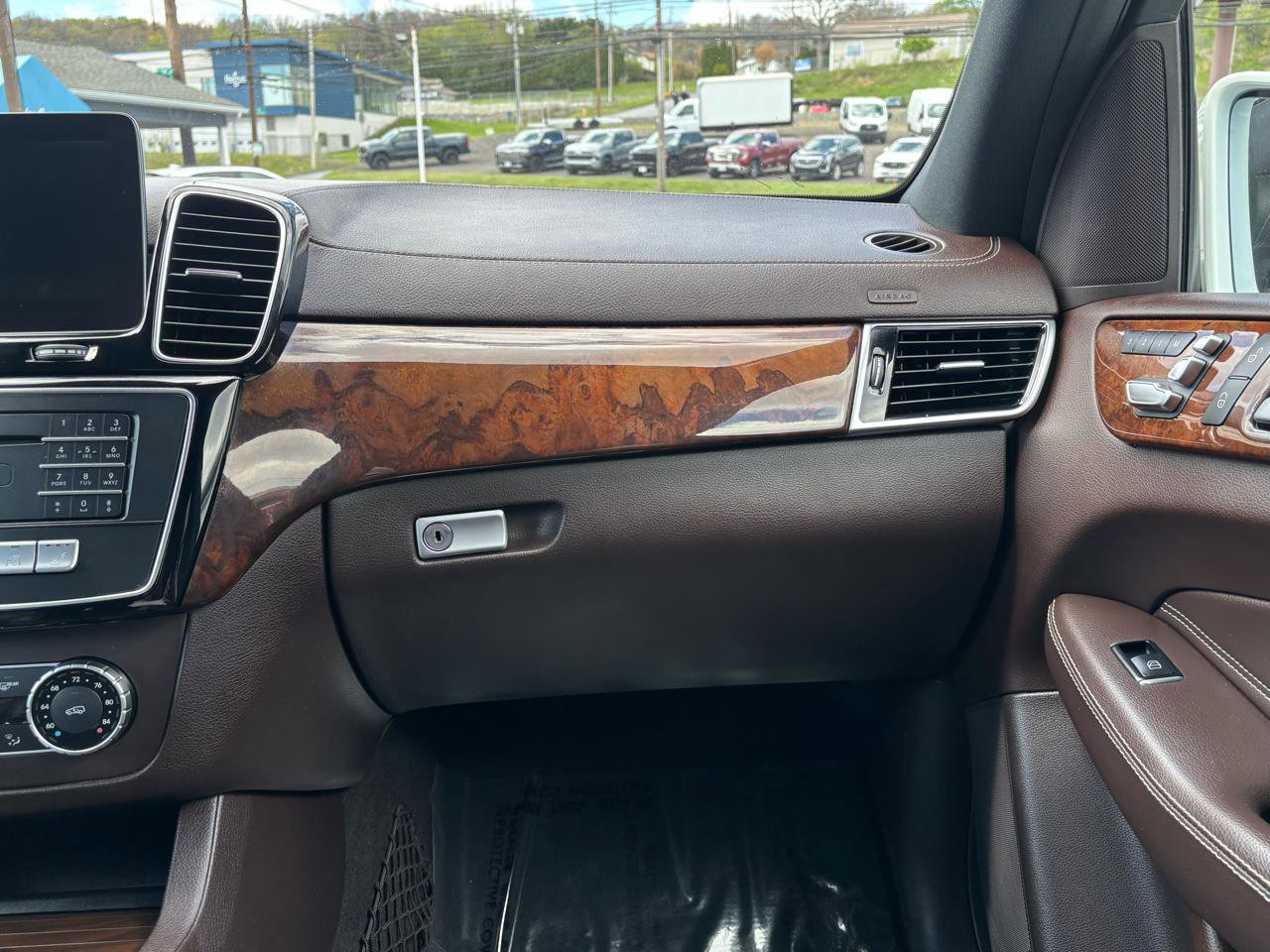 Used 2018 Mercedes-Benz GLS 450 4MATIC image 29