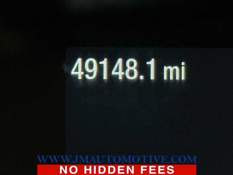 Used 2023 Ford Transit 350 XLT RWD image 21