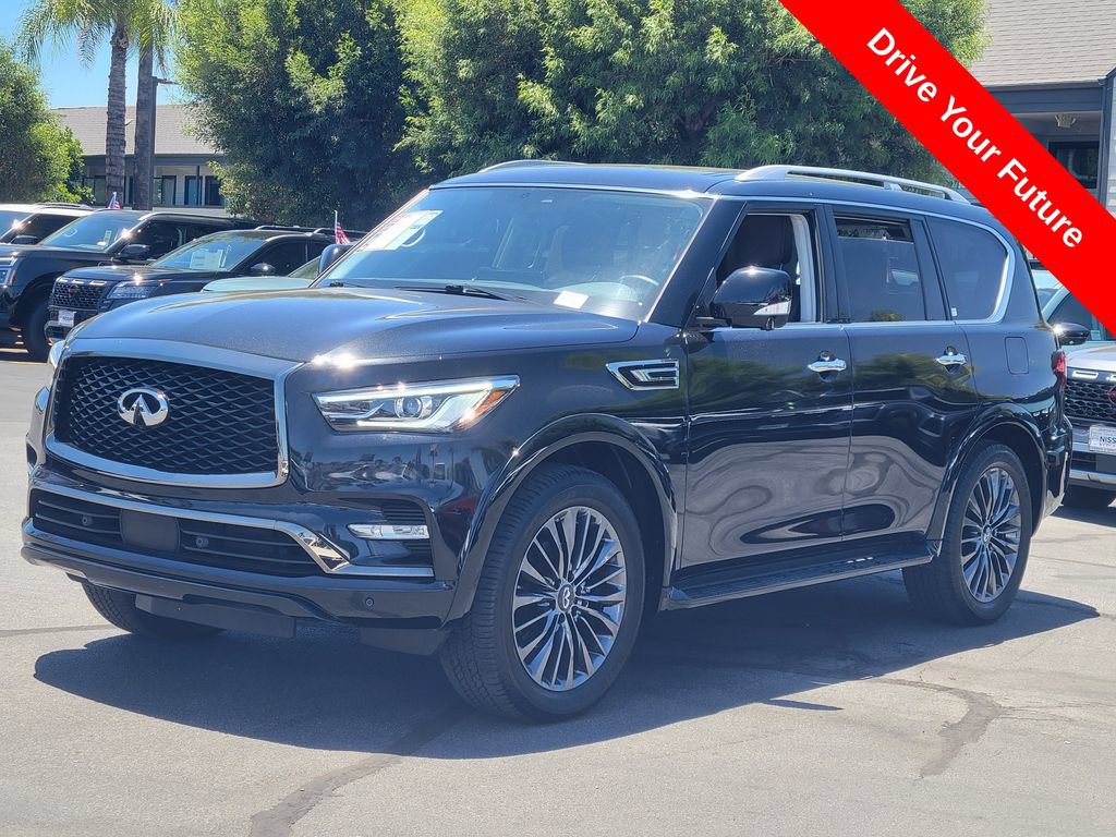 Used 2024 INFINITI QX80 Premium Select w/ Cargo Package AWD/4WD image 2
