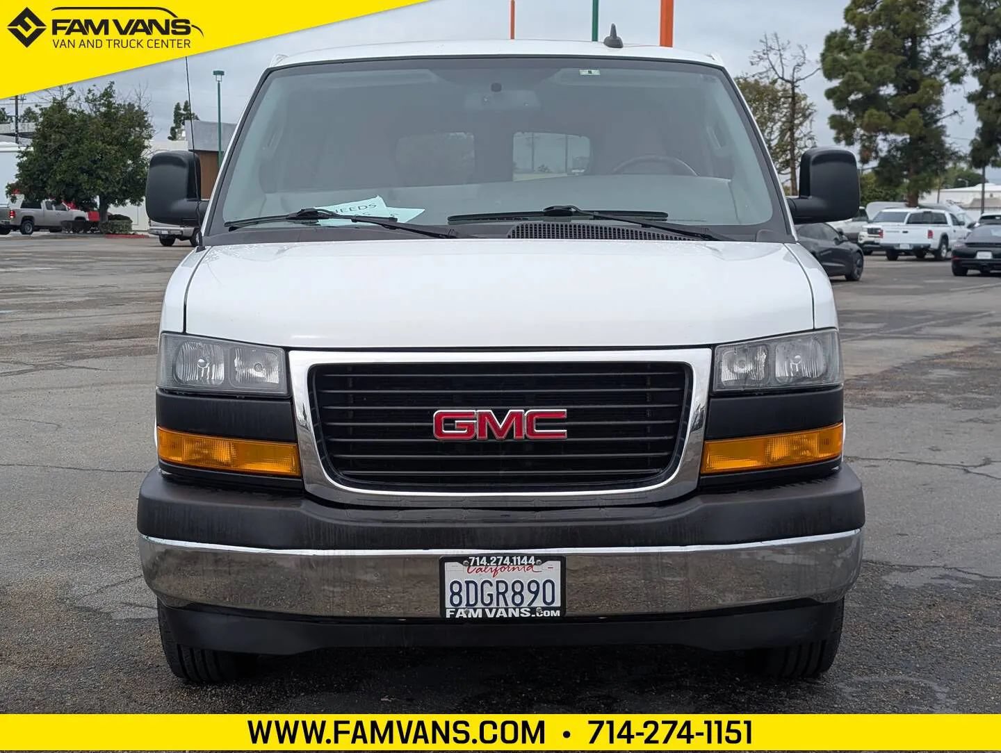 Used 2018 GMC Savana 3500 LT w/ LT Preferred Equipment Group RWD image 3