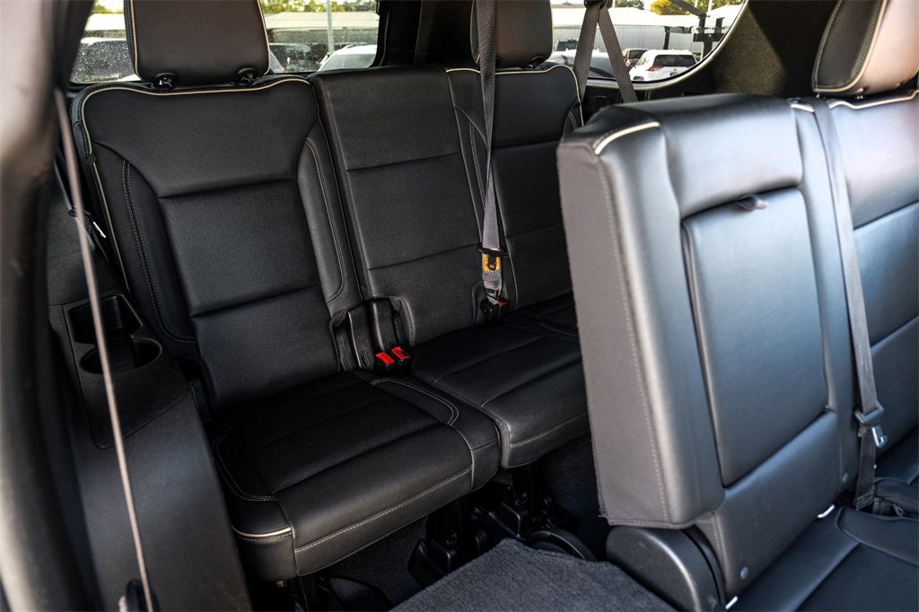 Used 2021 GMC Yukon XL SLT image 42