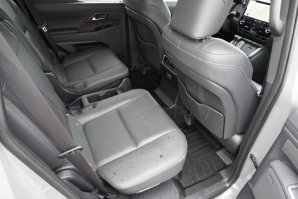 Used 2024 Lexus GX 550 w/ Accessory Package (Z1) AWD/4WD image 26