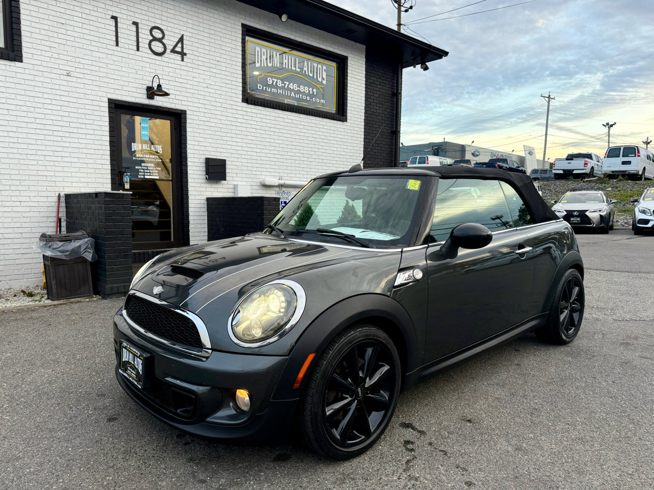 Used 2014 MINI Cooper S image 25