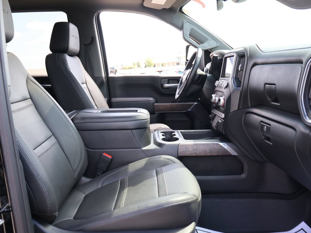 Used 2022 GMC Sierra 3500 Denali AWD/4WD image 8