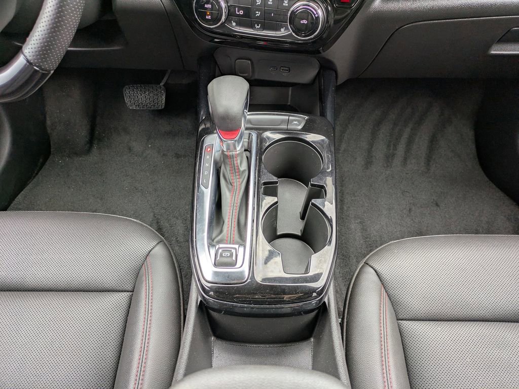 Used 2024 Chevrolet Trax RS w/ Driver Confidence Package FWD image 20