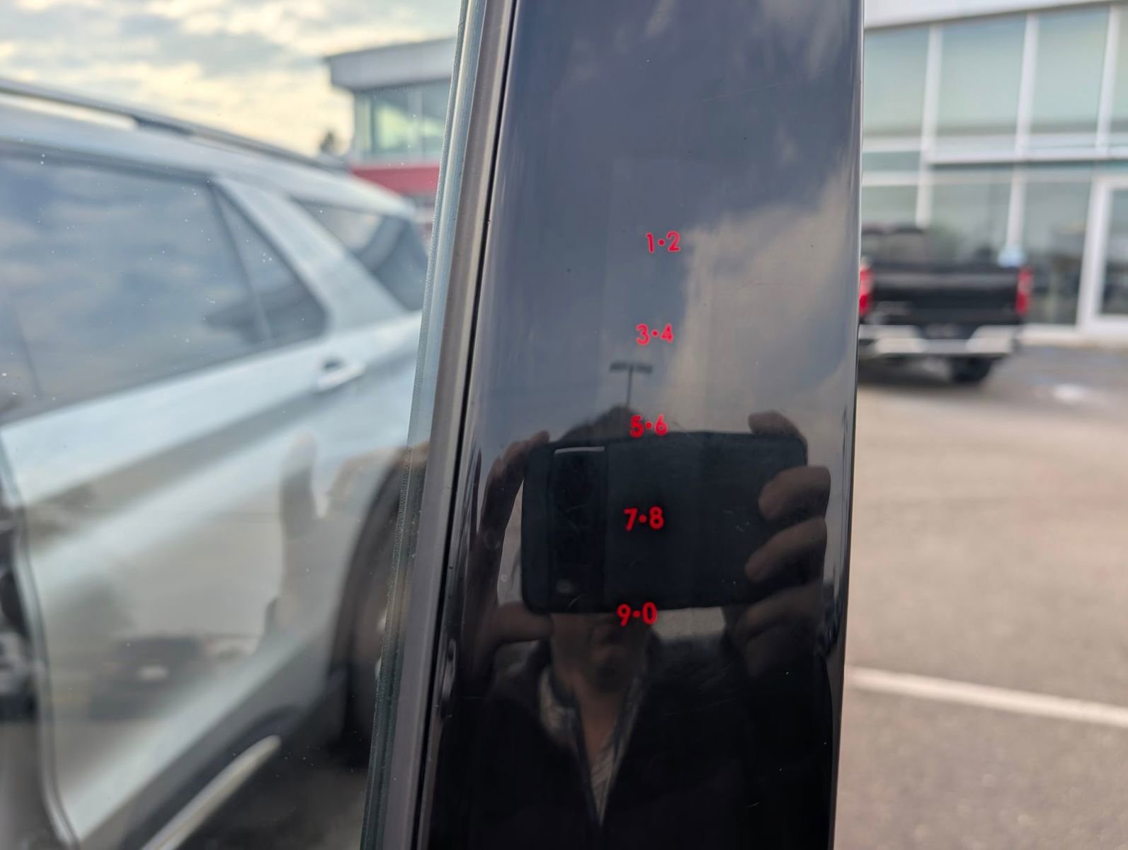 Used 2023 Ford Explorer Limited w/ Equipment Group 301A image 10