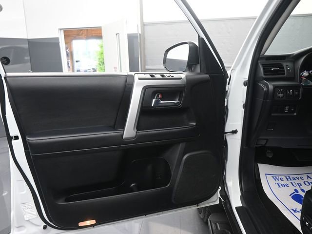 Used 2024 Toyota 4Runner SR5 image 10