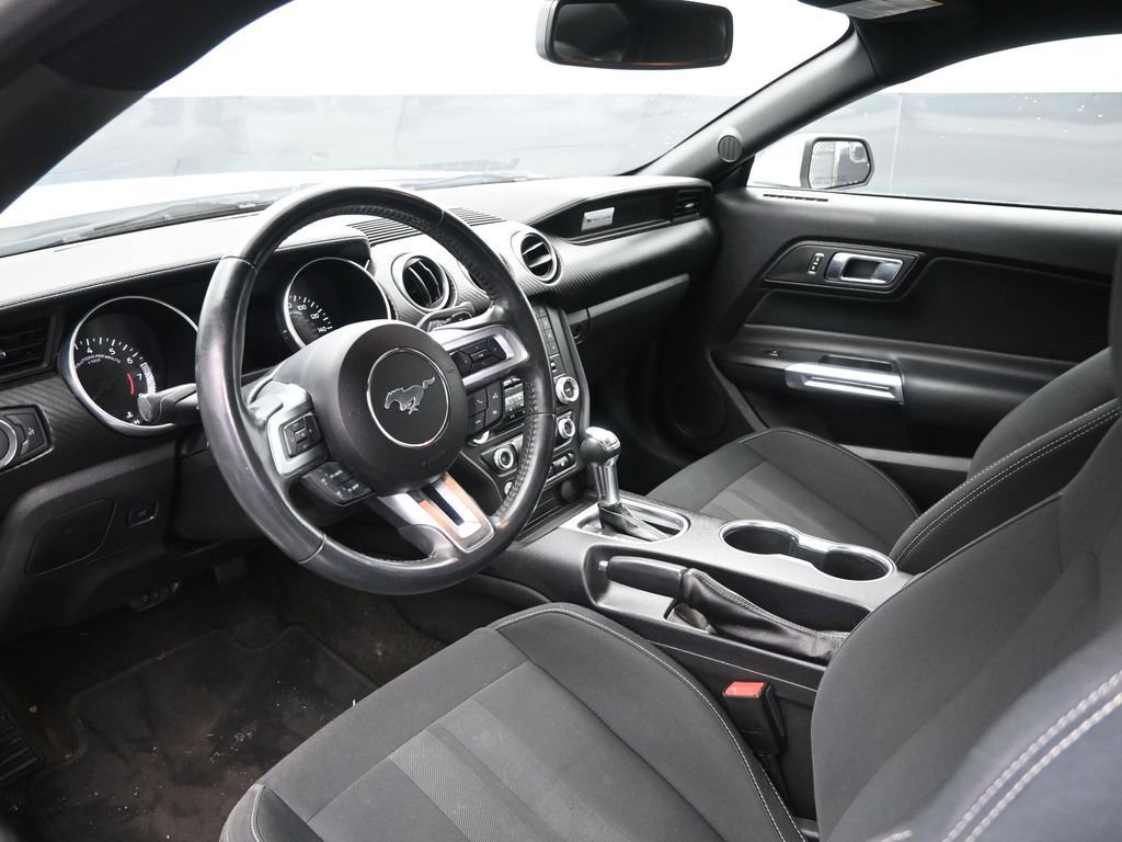 Used 2018 Ford Mustang EcoBoost image 20