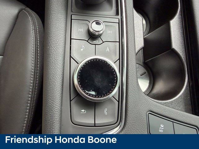Used 2024 Cadillac XT6 Sport w/ Technology Package AWD/4WD image 37