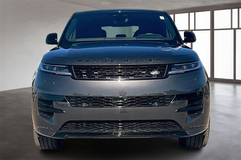 Used 2025 Land Rover Range Rover Sport Dynamic SE image 3