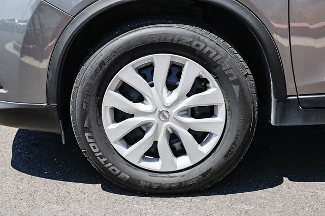 Used 2016 Nissan Rogue S AWD/4WD image 11