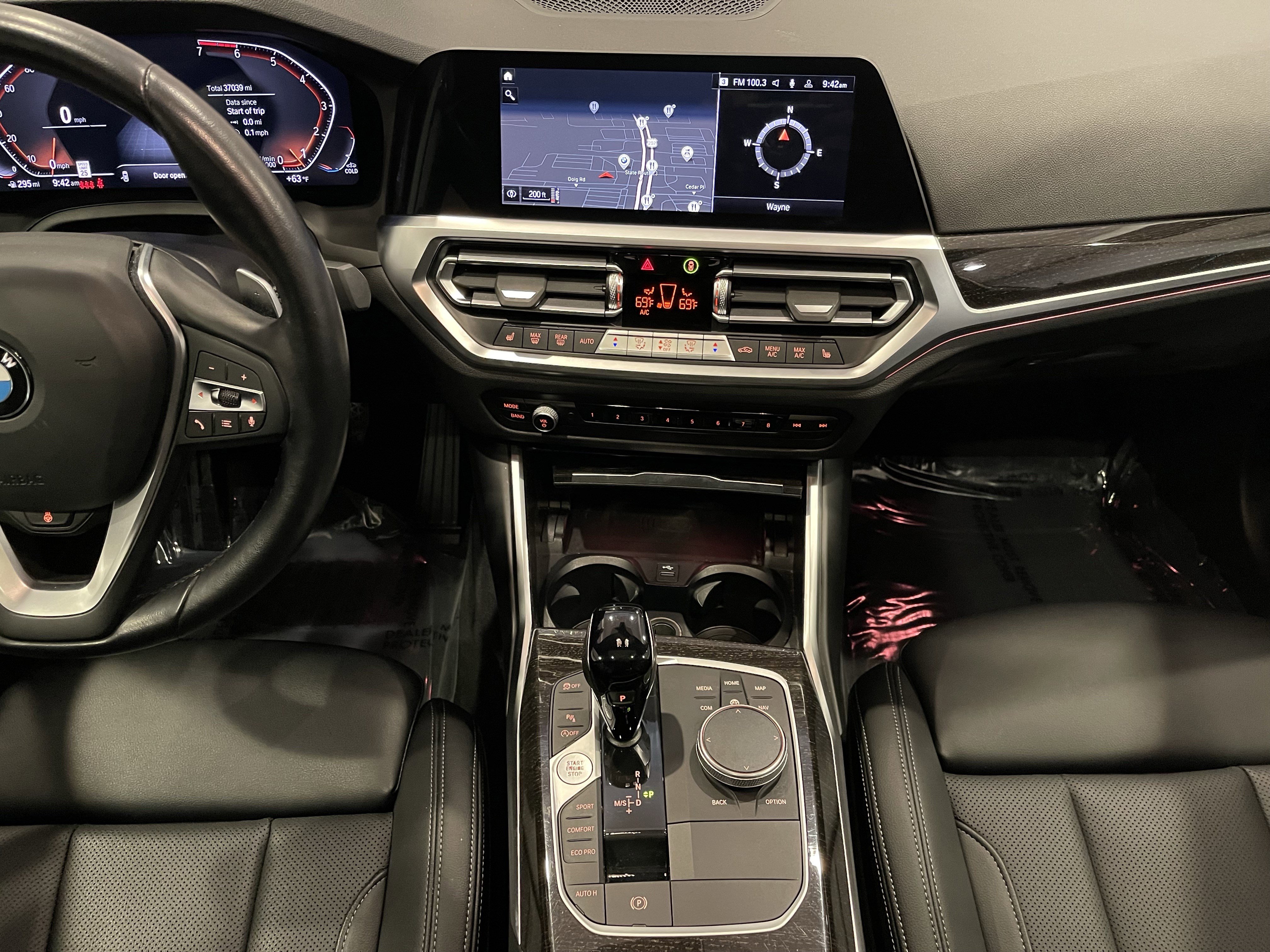 Certified 2022 BMW 330i xDrive Sedan w/ Premium Package 2 image 17