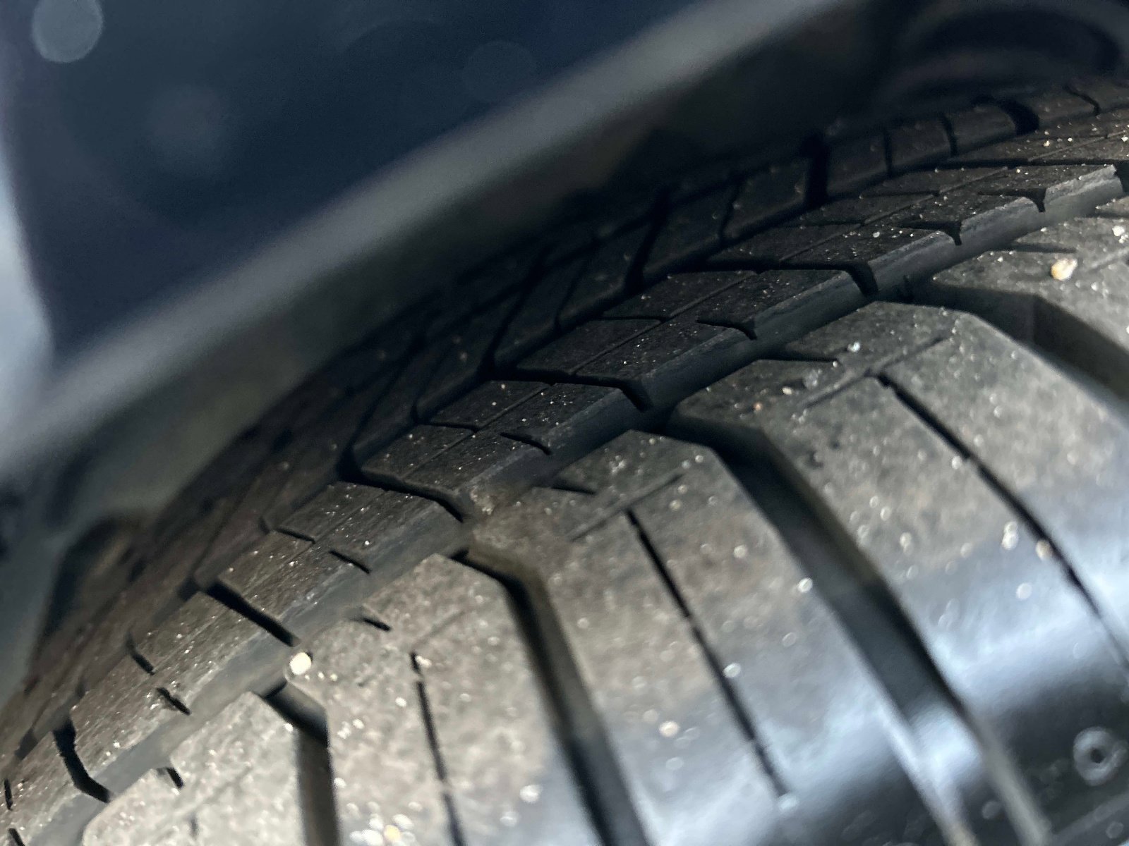 Used 2020 Jaguar XE S image 10