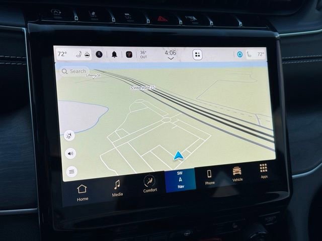 Certified 2024 Jeep Grand Cherokee Limited w/ Black Appearance Package image 34