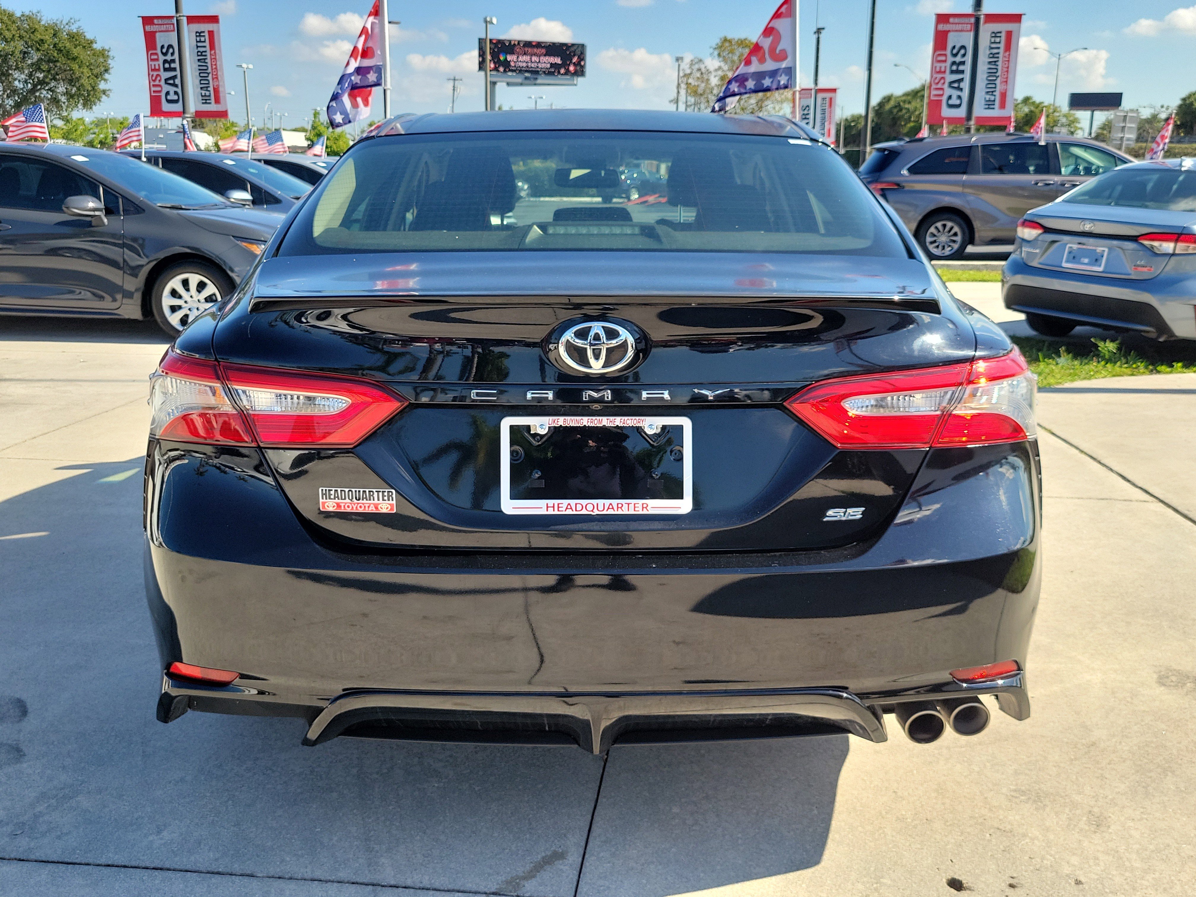 Used 2018 Toyota Camry SE image 10