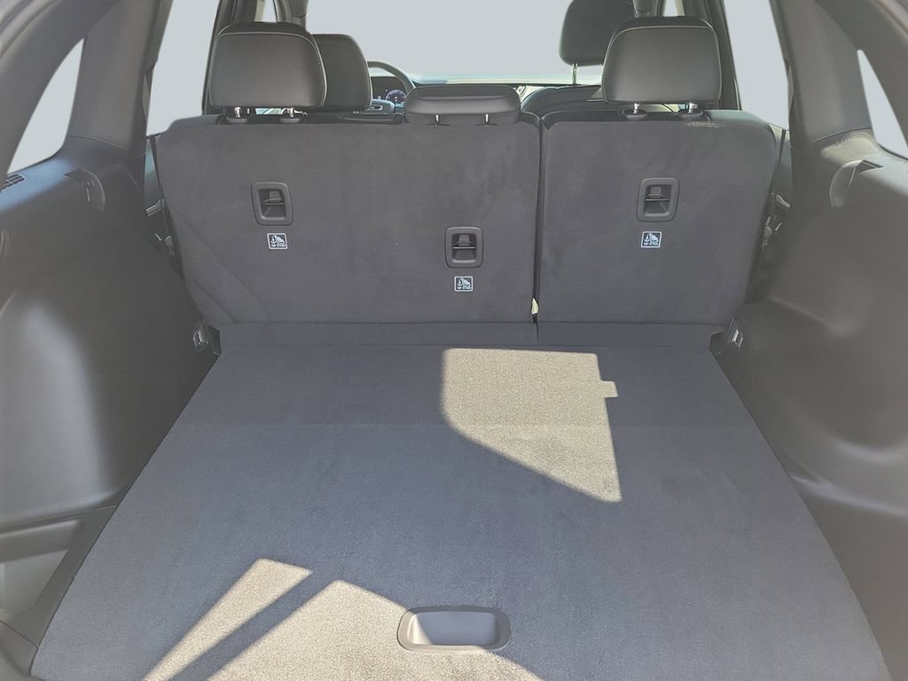 New 2026 Jeep Grand Cherokee Altitude RWD image 32