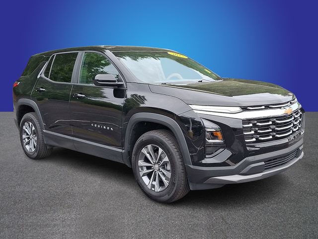 Used 2025 Chevrolet Equinox LT AWD/4WD image 3