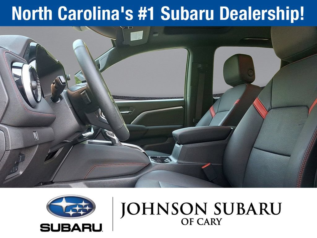 Used 2024 Chevrolet Colorado Z71 w/ Z71 Convenience Package 2 AWD/4WD image 13
