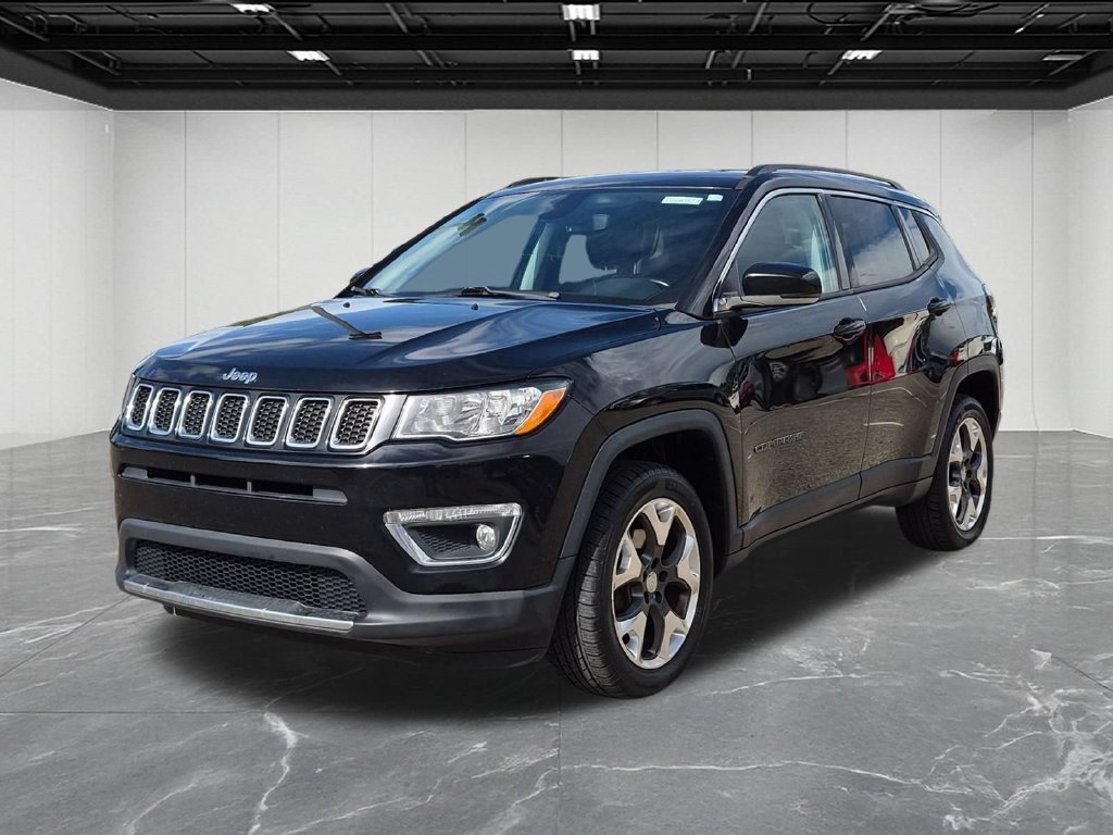 Used 2018 Jeep Compass Limited w/ Navigation Group AWD/4WD image 1