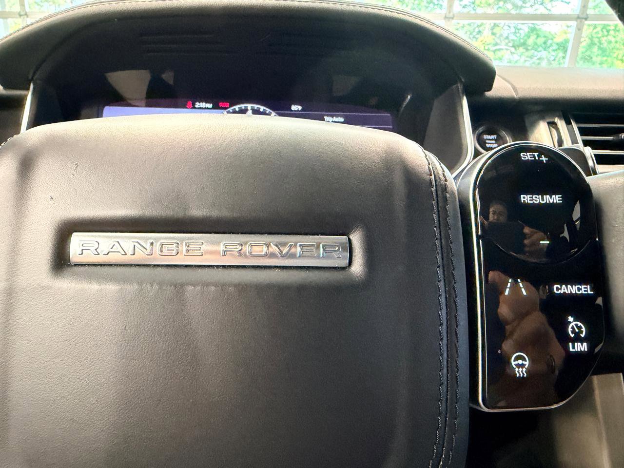 Used 2019 Land Rover Range Rover HSE AWD/4WD image 38