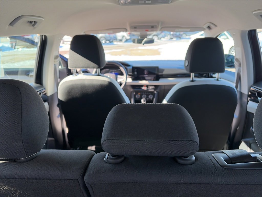 Certified 2025 Volkswagen Taos S image 15