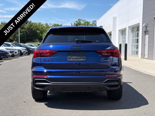 Certified 2023 Audi Q3 2.0T Premium w/ Black Optic Sport Package AWD/4WD image 5
