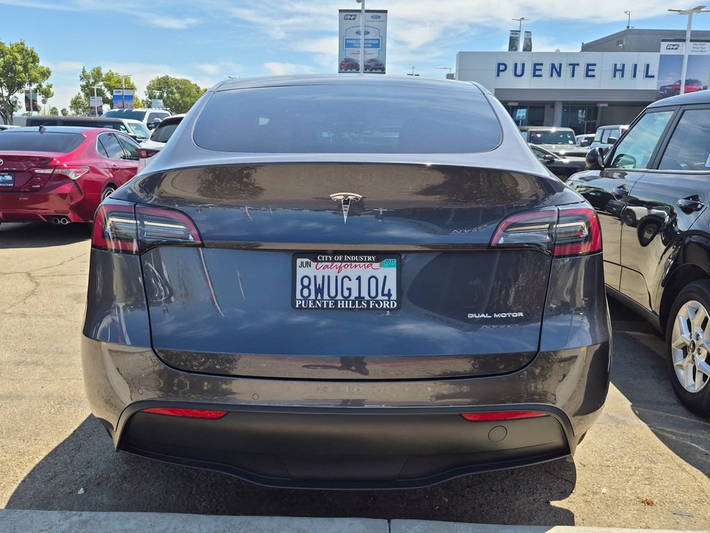 Used 2021 Tesla Model Y Long Range AWD/4WD image 5