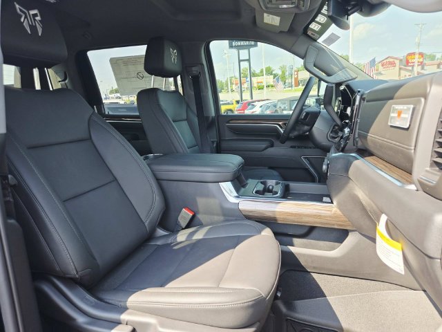New 2026 Chevrolet Silverado 2500 LT w/ Trail Boss Package AWD/4WD image 14