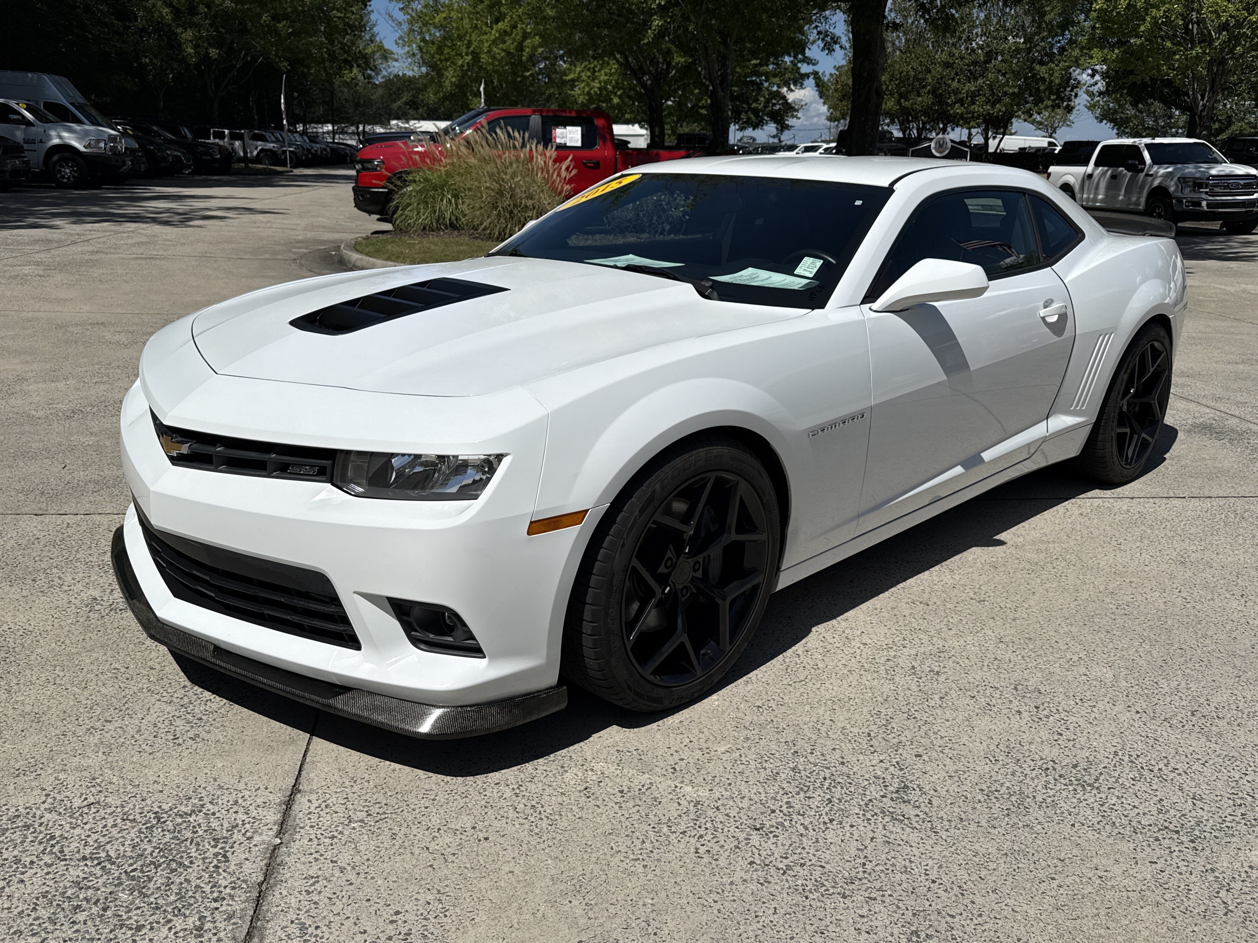 Used 2015 Chevrolet Camaro SS w/ Rear Vision Package RWD image 3