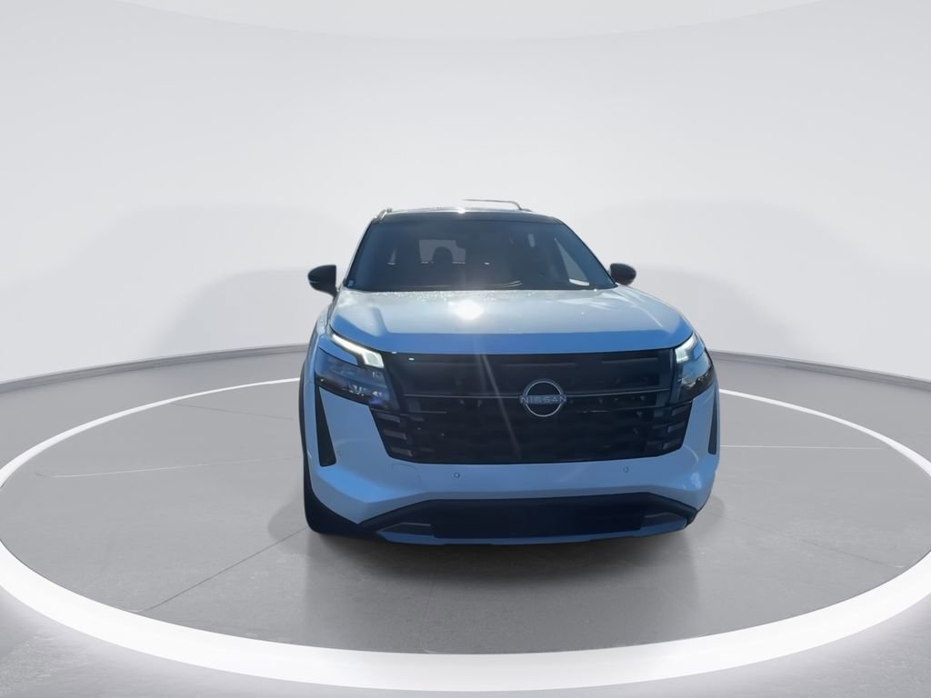 New 2026 Nissan Pathfinder Platinum image 3