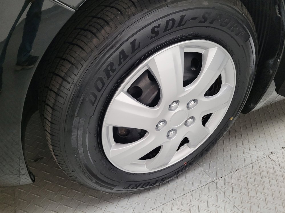 Used 2017 Kia Forte LX image 31